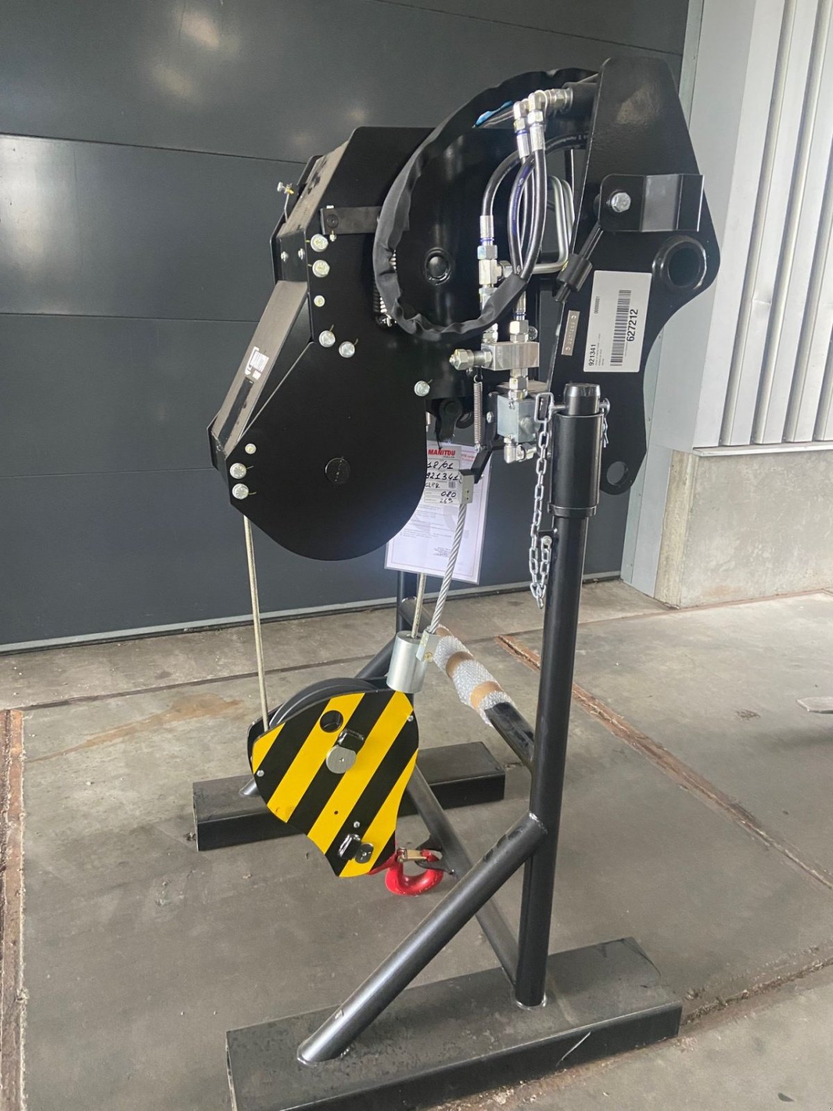 Teleskoplader of the type Manitou 5 tons lier, Neumaschine in Laren Gld (Picture 1)