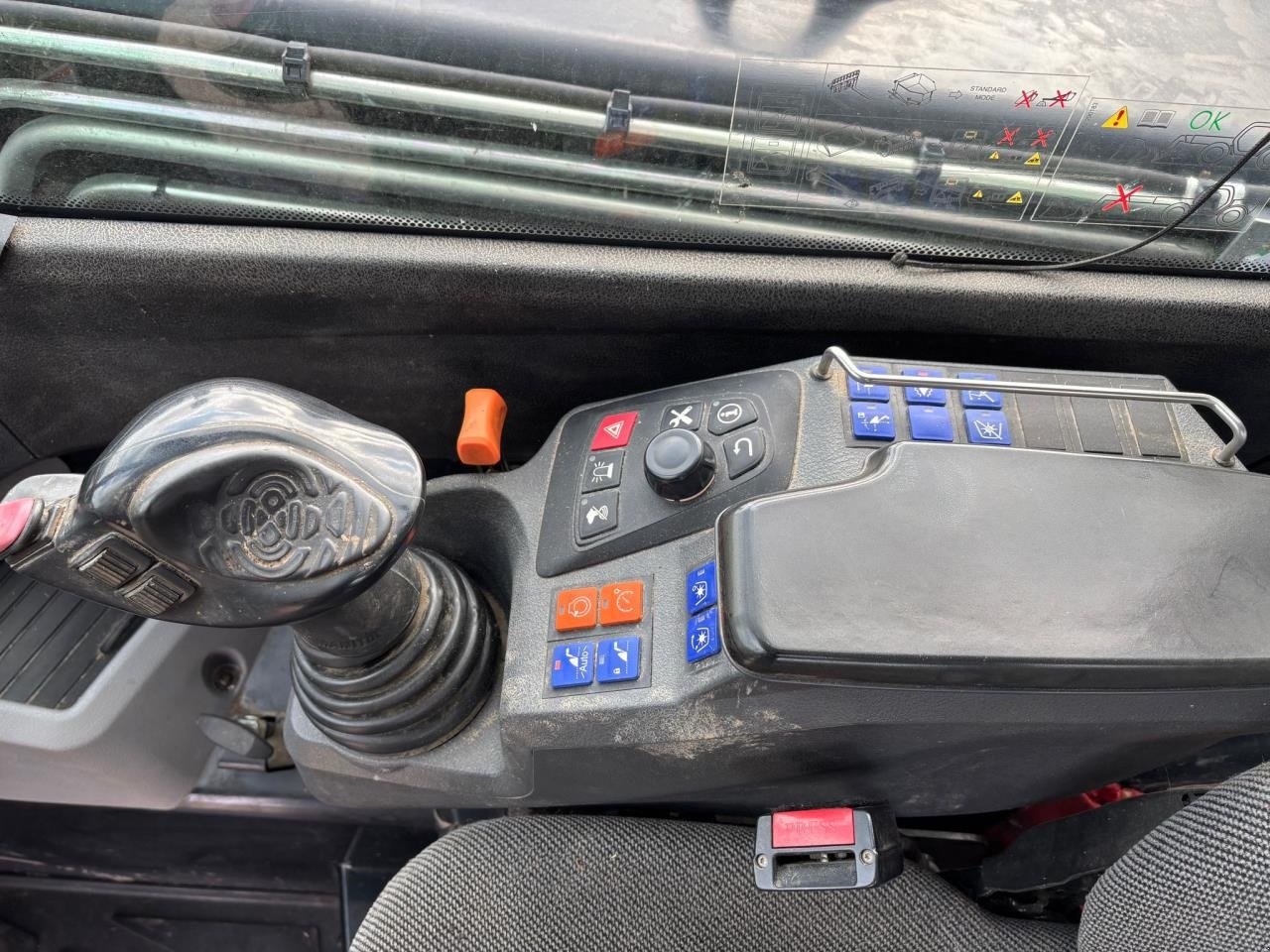 Teleskoplader tip Manitou 741, Gebrauchtmaschine in Bramming (Poză 8)