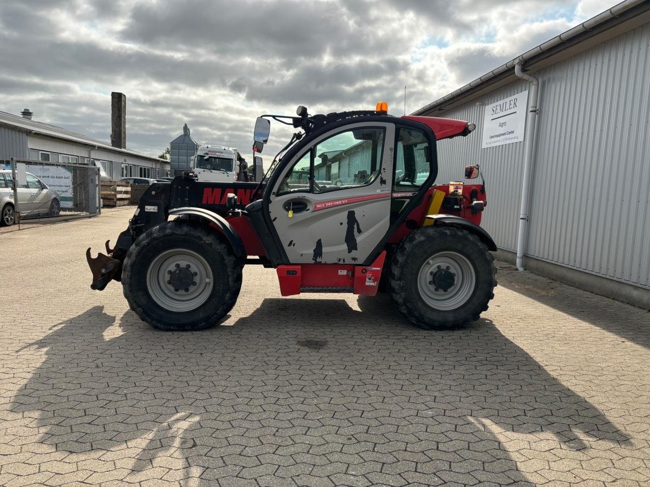 Teleskoplader del tipo Manitou 741, Gebrauchtmaschine In Bramming (Immagine 10)