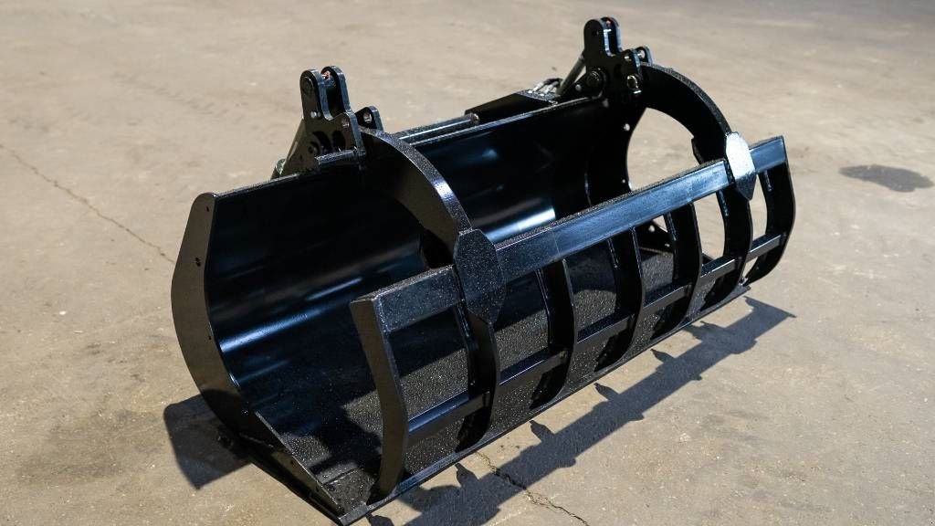 Teleskoplader of the type Manitou CBG, Neumaschine in Moerbeke (Picture 6)