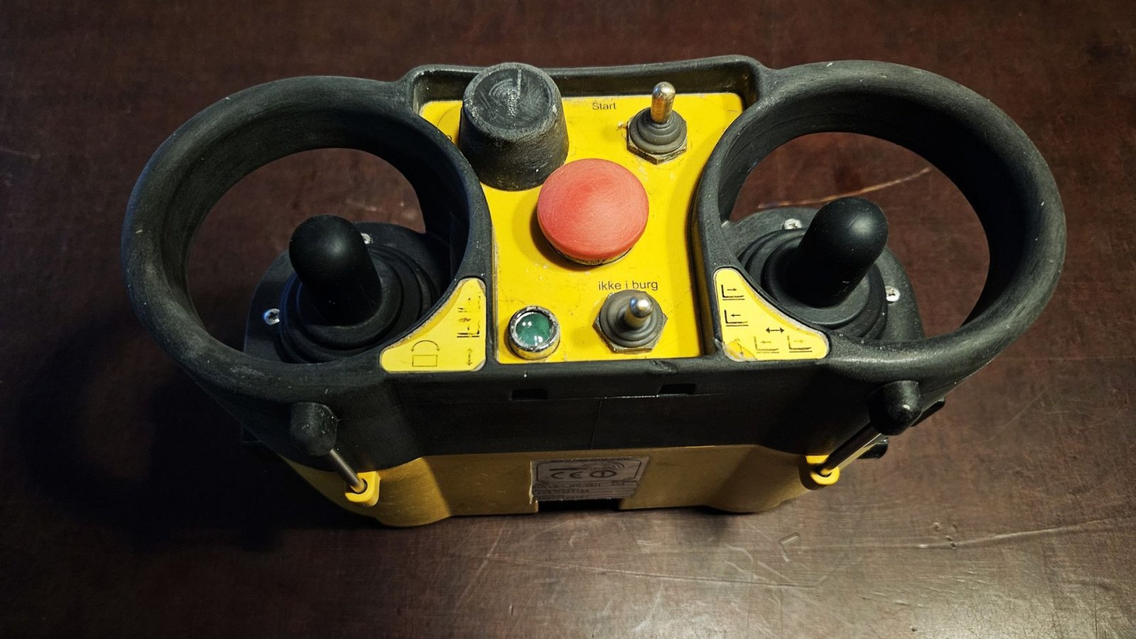 Teleskoplader typu Manitou Fjernbetjening / HETRONIC / inkl. 3 batterier / pæn og ordentlig stand, Gebrauchtmaschine v Arden (Obrázek 3)