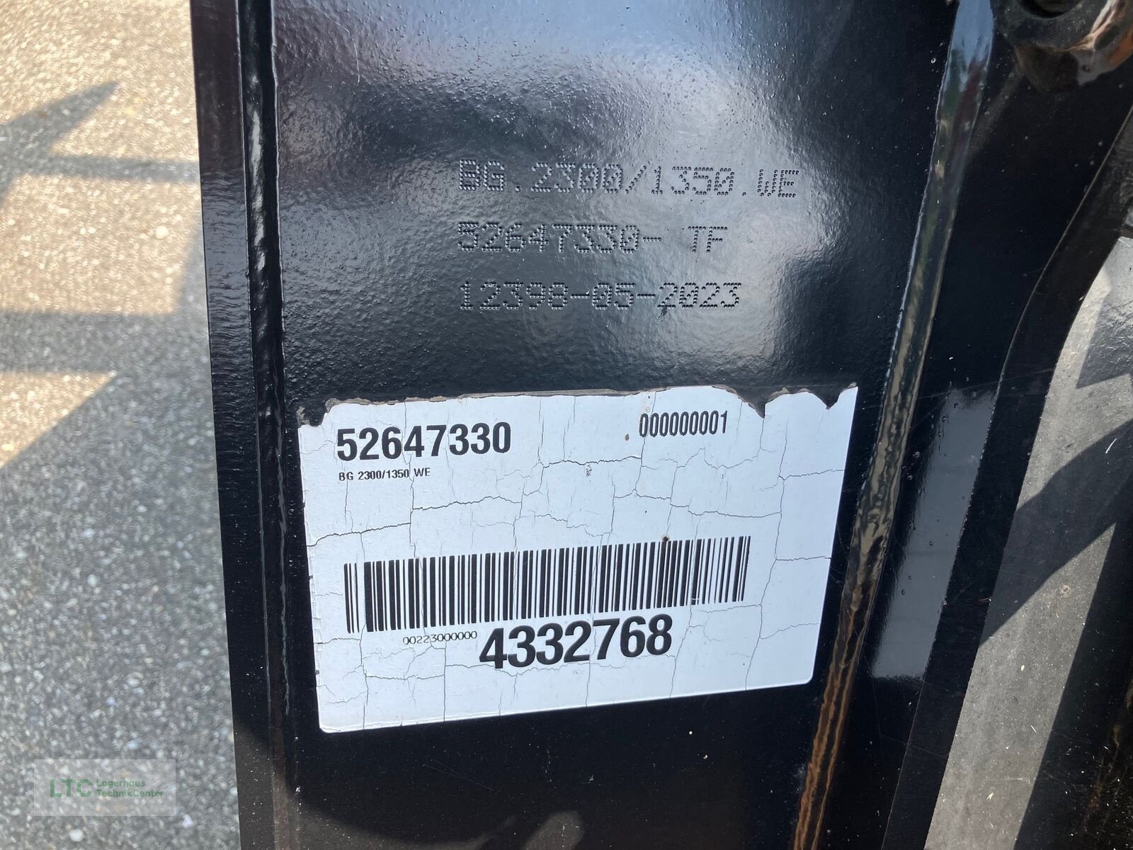 Teleskoplader of the type Manitou Greifschaufel CBG 2300/1350, Neumaschine in Korneuburg (Picture 3)