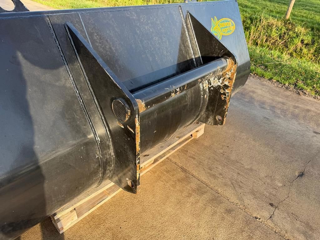 Teleskoplader del tipo Manitou Grondbak 2.2m, Gebrauchtmaschine In Lunteren (Immagine 8)