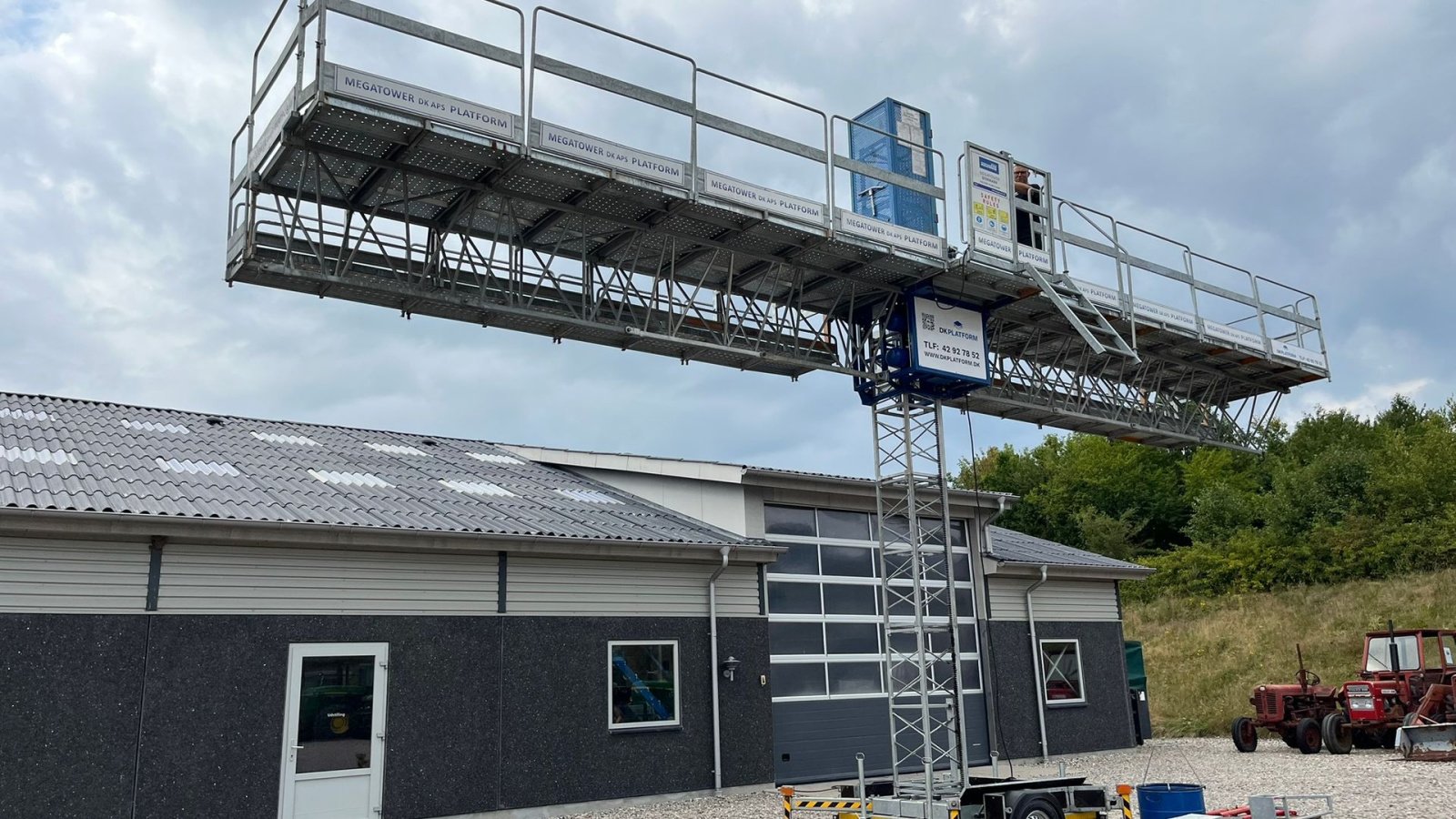 Teleskoplader of the type Manitou Mandskabskurv arbejdsplatformen, Byggeelevatorer, mastklatreplatforme, byggehejs, Climber, buildclimber, Gebrauchtmaschine in Lintrup (Picture 19)