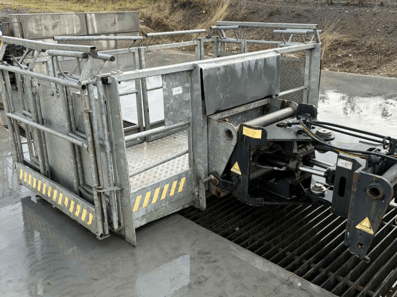 Teleskoplader des Typs Manitou Mandskabskurv, Gebrauchtmaschine in Mariager