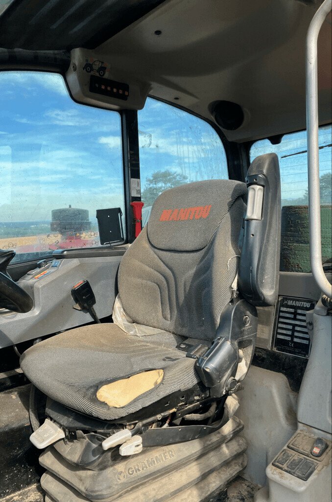 Teleskoplader des Typs Manitou MANITOU MLT 841, Gebrauchtmaschine in VAROIS & CHAIGNOT (Bild 4)