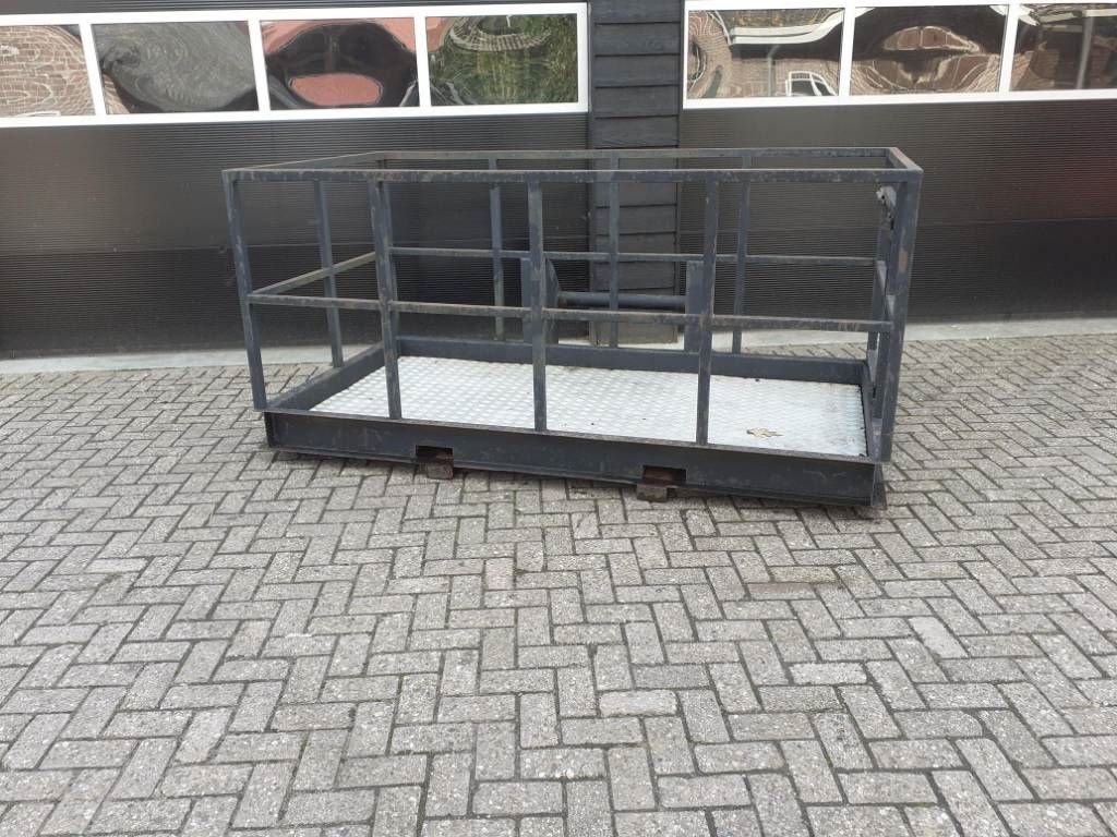 Teleskoplader tip Manitou Merlo Bobcat Liebherr bak mast werktuigen landrol, Gebrauchtmaschine in Ederveen (Poză 1)