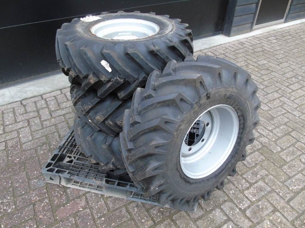 Teleskoplader tip Manitou Merlo Bobcat Liebherr bak mast werktuigen landrol, Gebrauchtmaschine in Ederveen (Poză 2)