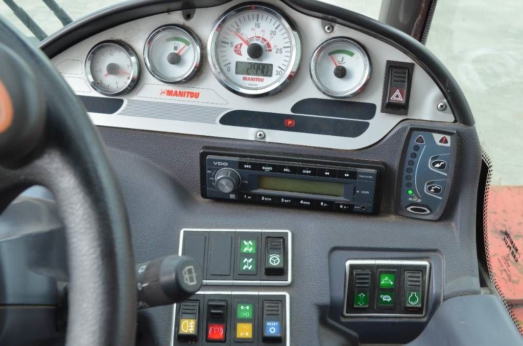 Teleskoplader of the type Manitou MHT 780, Gebrauchtmaschine in Moerbeke (Picture 10)