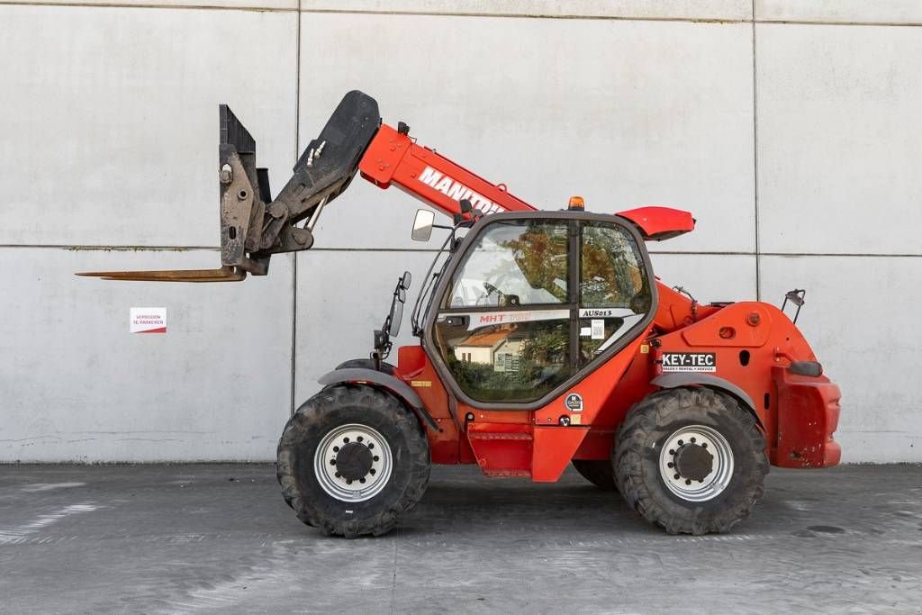 Teleskoplader del tipo Manitou MHT 780, Gebrauchtmaschine In Moerbeke (Immagine 4)