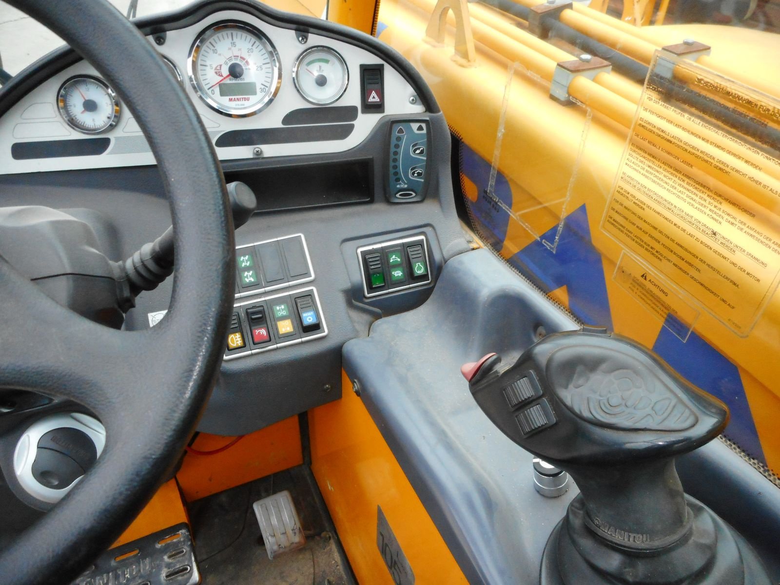 Teleskoplader of the type Manitou MHT860L ( 8m 6t ) mit Seitenschieber, Gebrauchtmaschine in St. Nikolai ob Draßling (Picture 10)