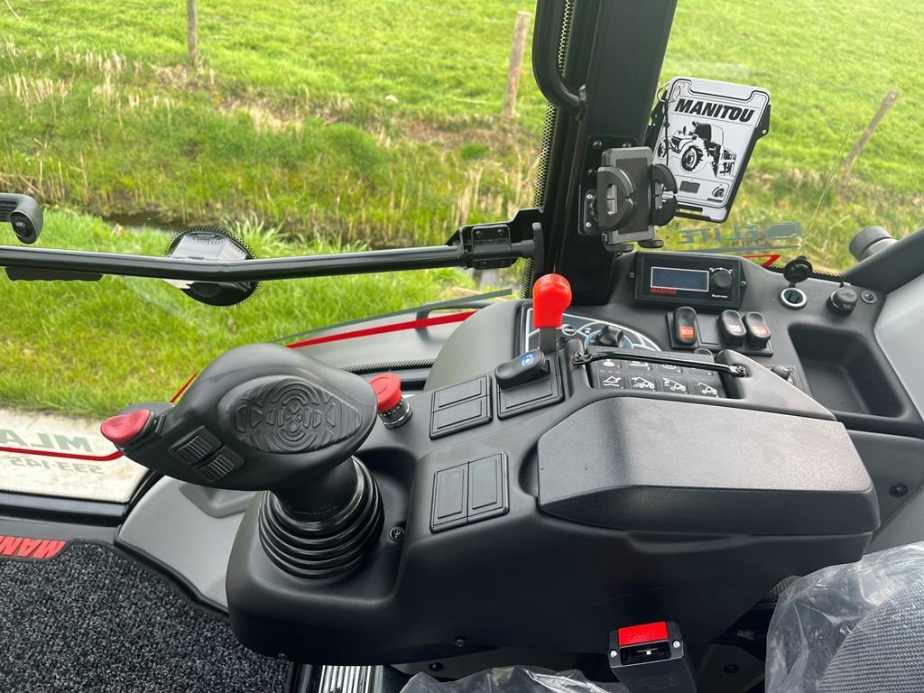 Teleskoplader des Typs Manitou MLA 533-145V+ Elite, Neumaschine in Lunteren (Bild 9)