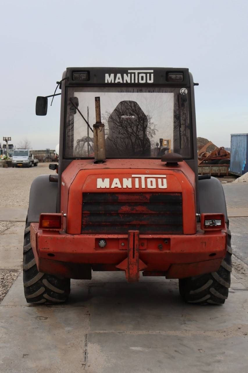 Teleskoplader типа Manitou MLA 627T, Gebrauchtmaschine в Antwerpen (Фотография 5)