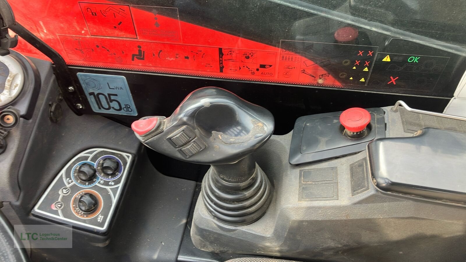 Teleskoplader typu Manitou MLT 1040-145PS, Gebrauchtmaschine v Großpetersdorf (Obrázek 12)