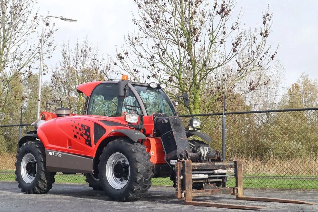 Teleskoplader of the type Manitou MLT 625-75 HYDR. FORKS AIRCO, Gebrauchtmaschine in Marknesse (Picture 5)