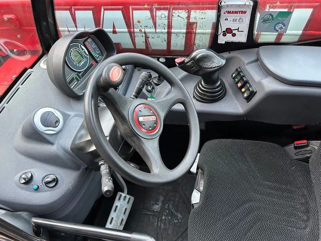 Teleskoplader of the type Manitou MLT 625-75H, Gebrauchtmaschine in Klimmen (Picture 10)
