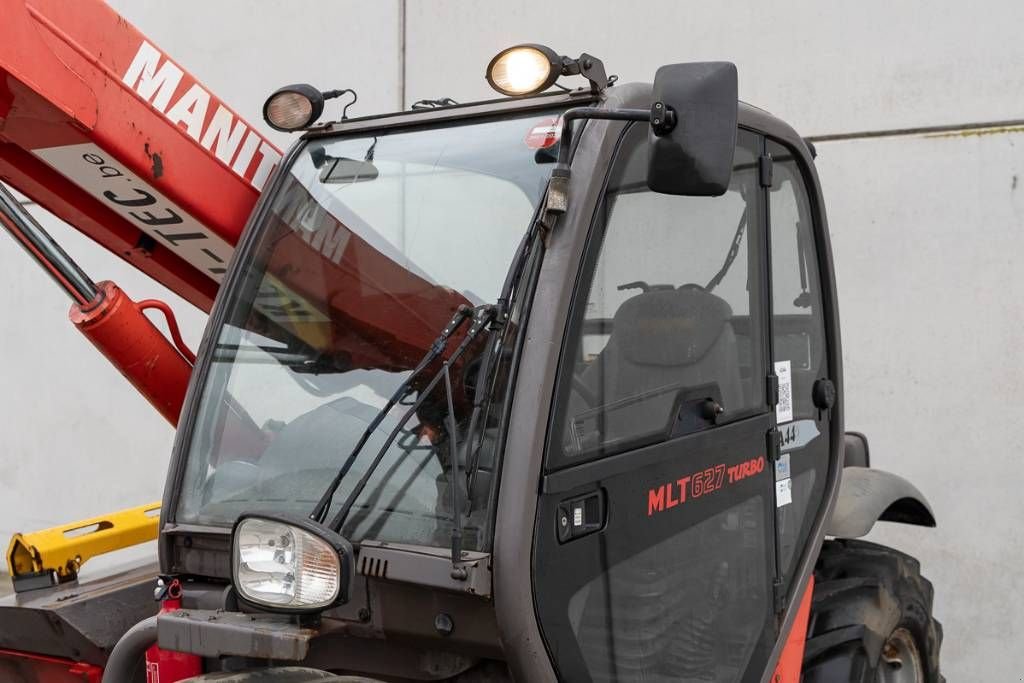 Teleskoplader a típus Manitou MLT 627, Gebrauchtmaschine ekkor: Moerbeke (Kép 11)