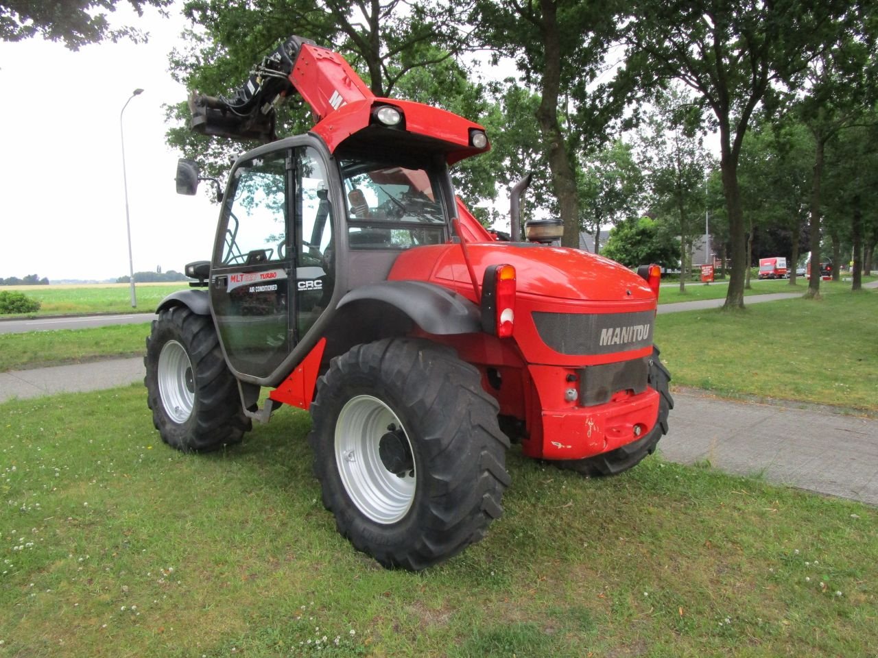 Teleskoplader del tipo Manitou mlt 627, Gebrauchtmaschine In Nieuw-Weerdinge (Immagine 2)