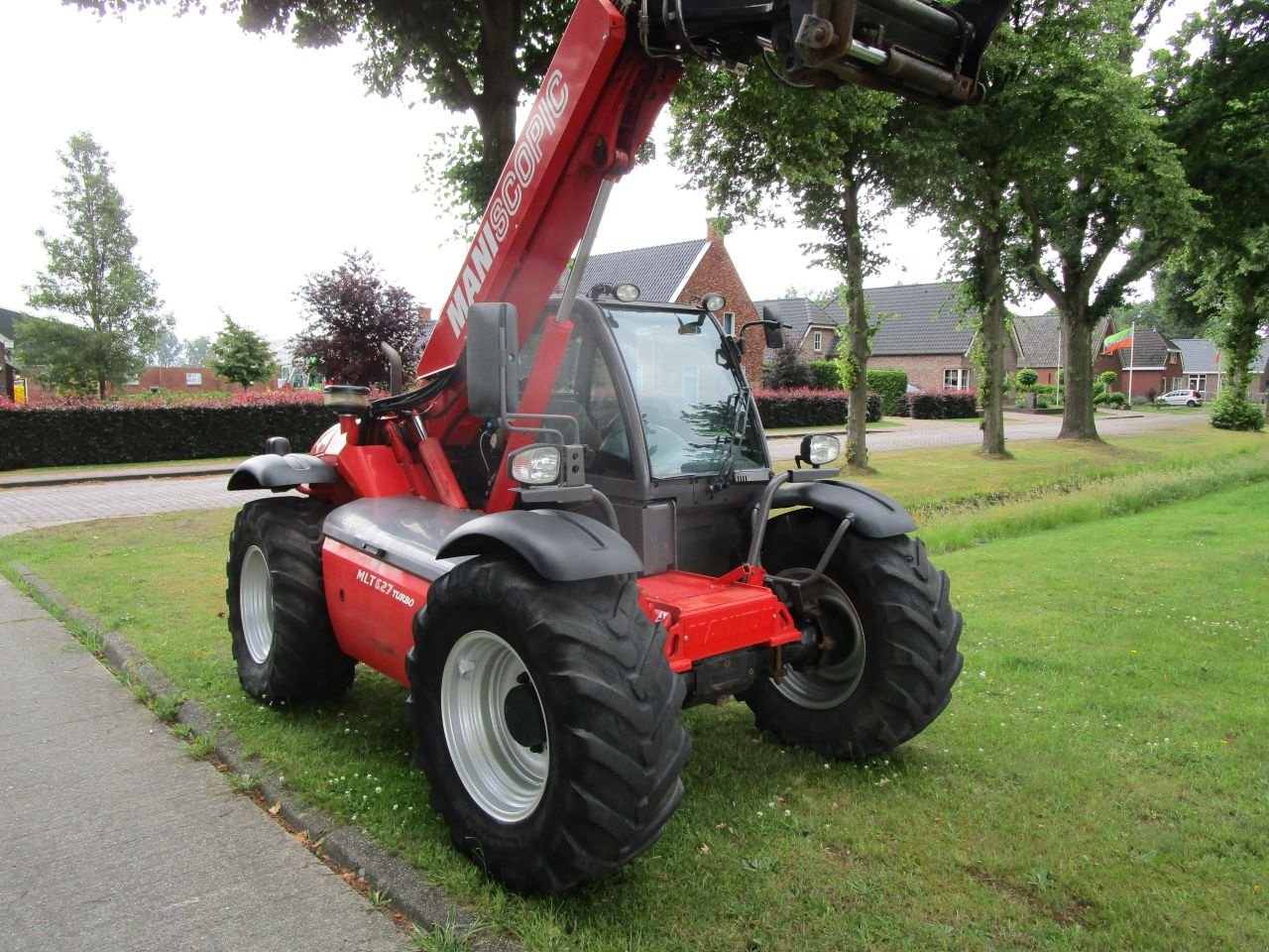 Teleskoplader del tipo Manitou mlt 627, Gebrauchtmaschine In Nieuw-Weerdinge (Immagine 5)