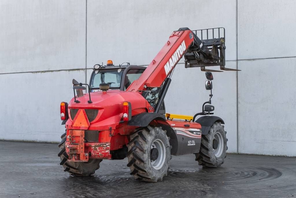 Teleskoplader tip Manitou MLT 629, Gebrauchtmaschine in Moerbeke (Poză 4)