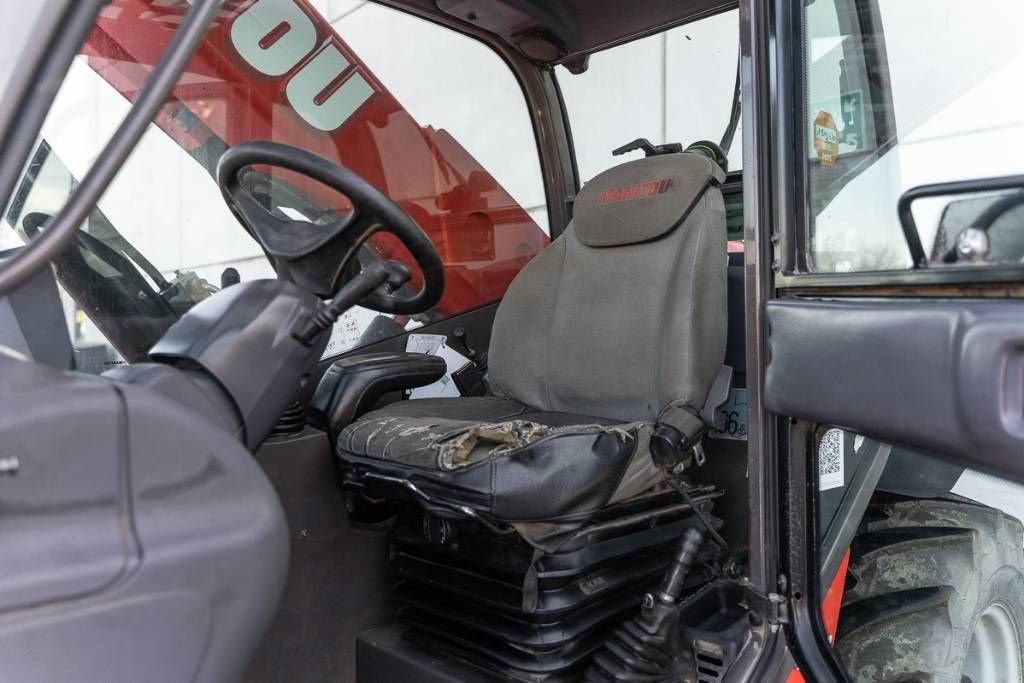 Teleskoplader tip Manitou MLT 629, Gebrauchtmaschine in Moerbeke (Poză 7)