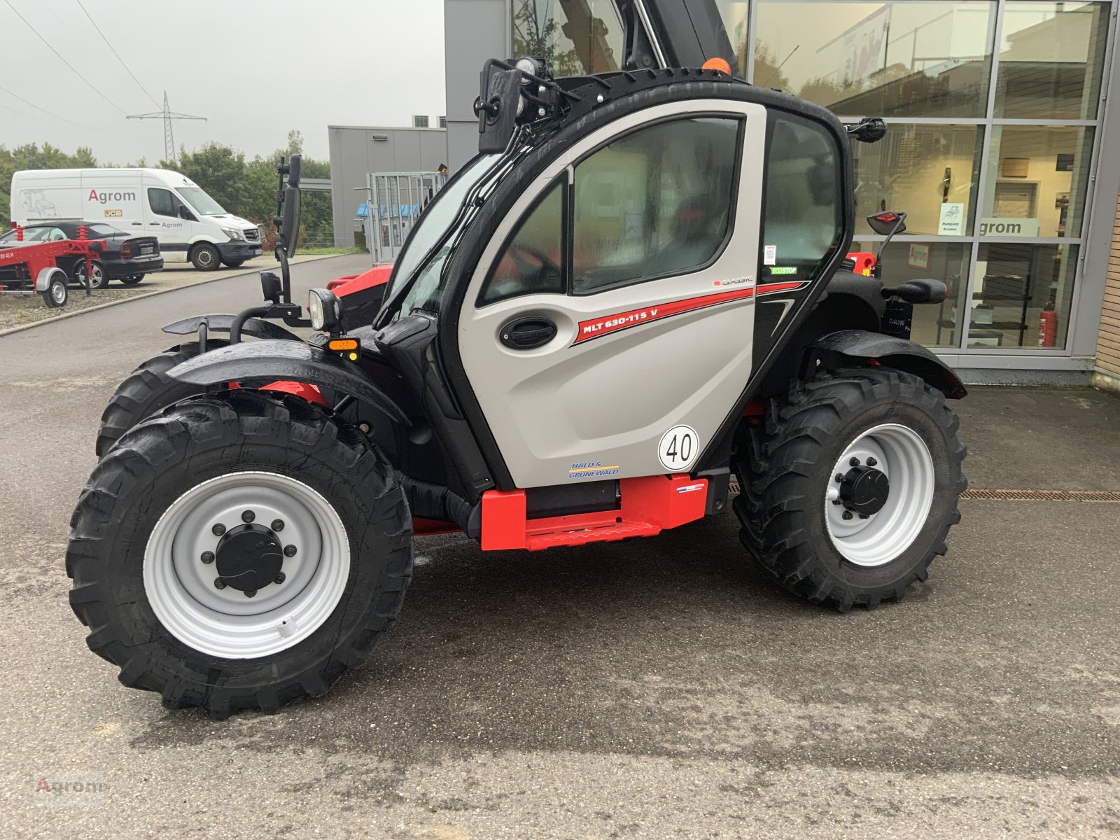 Teleskoplader of the type Manitou MLT 630, Gebrauchtmaschine in Herrenberg-Gültstein (Picture 2)
