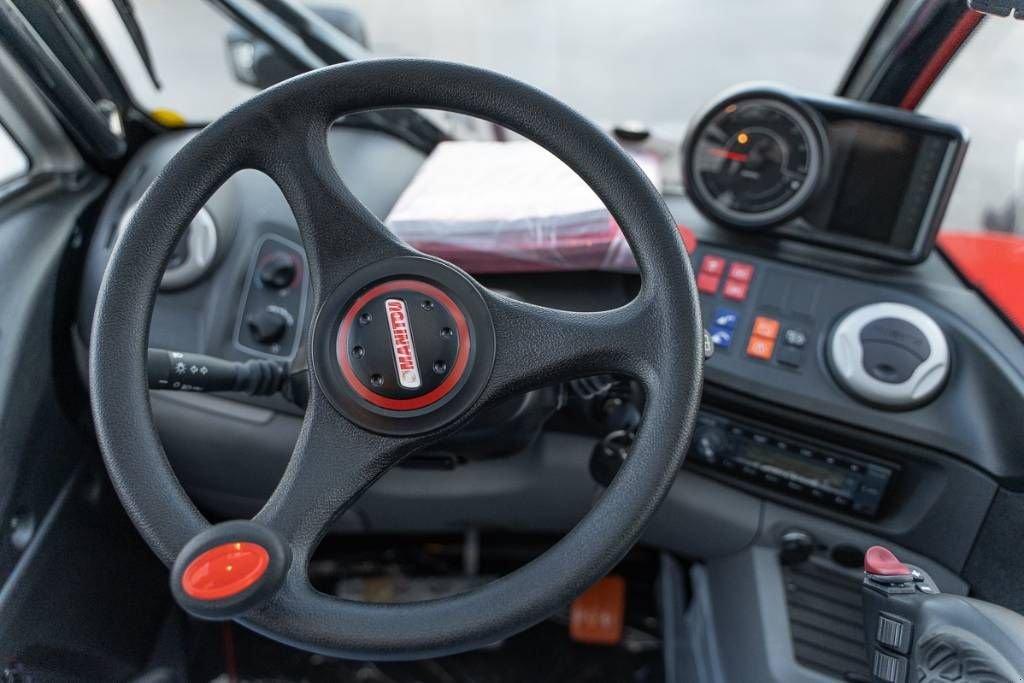 Teleskoplader van het type Manitou MLT 635, Neumaschine in Moerbeke (Foto 8)