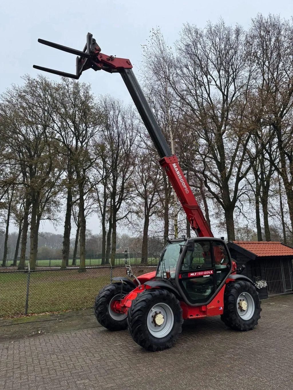 Teleskoplader des Typs Manitou MLT 731-120 verreiker, Gebrauchtmaschine in Harskamp (Bild 7)