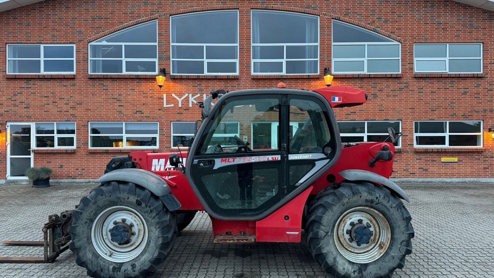 Teleskoplader of the type Manitou MLT 735-120 LSU, Gebrauchtmaschine in Gjerlev J. (Picture 1)