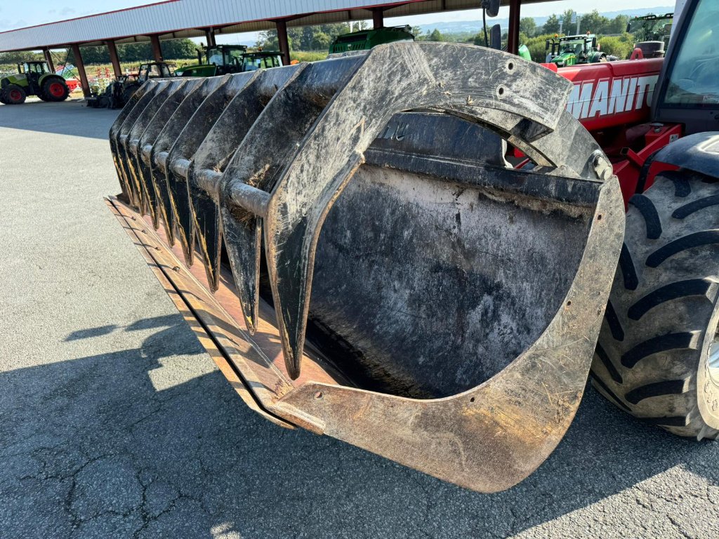 Teleskoplader του τύπου Manitou MLT 735 120 PS, Gebrauchtmaschine σε GUERET (Φωτογραφία 10)