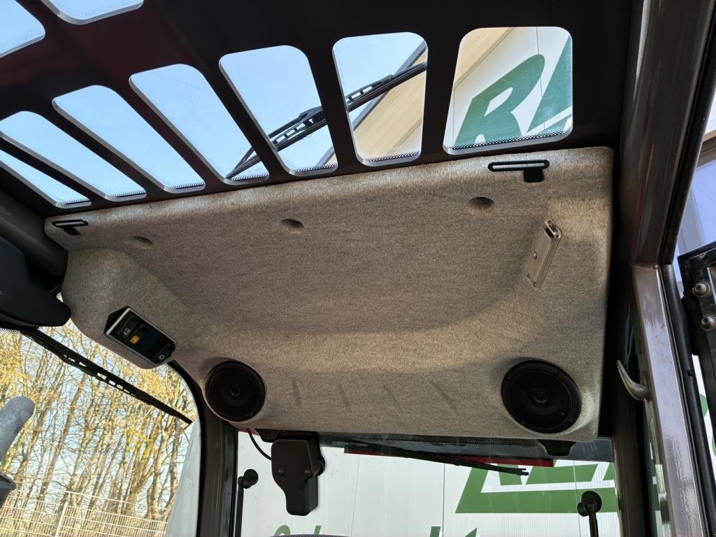 Teleskoplader от тип Manitou MLT 735, Gebrauchtmaschine в Neuenkirchen-Vörden (Снимка 28)