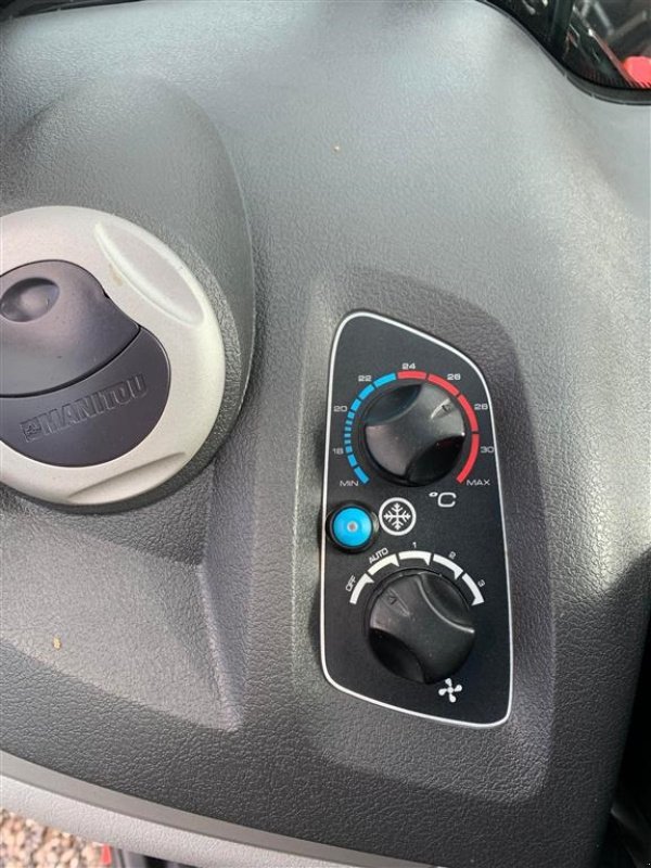 Teleskoplader of the type Manitou MLT 737-130 Elite, Gebrauchtmaschine in Mariager (Picture 11)