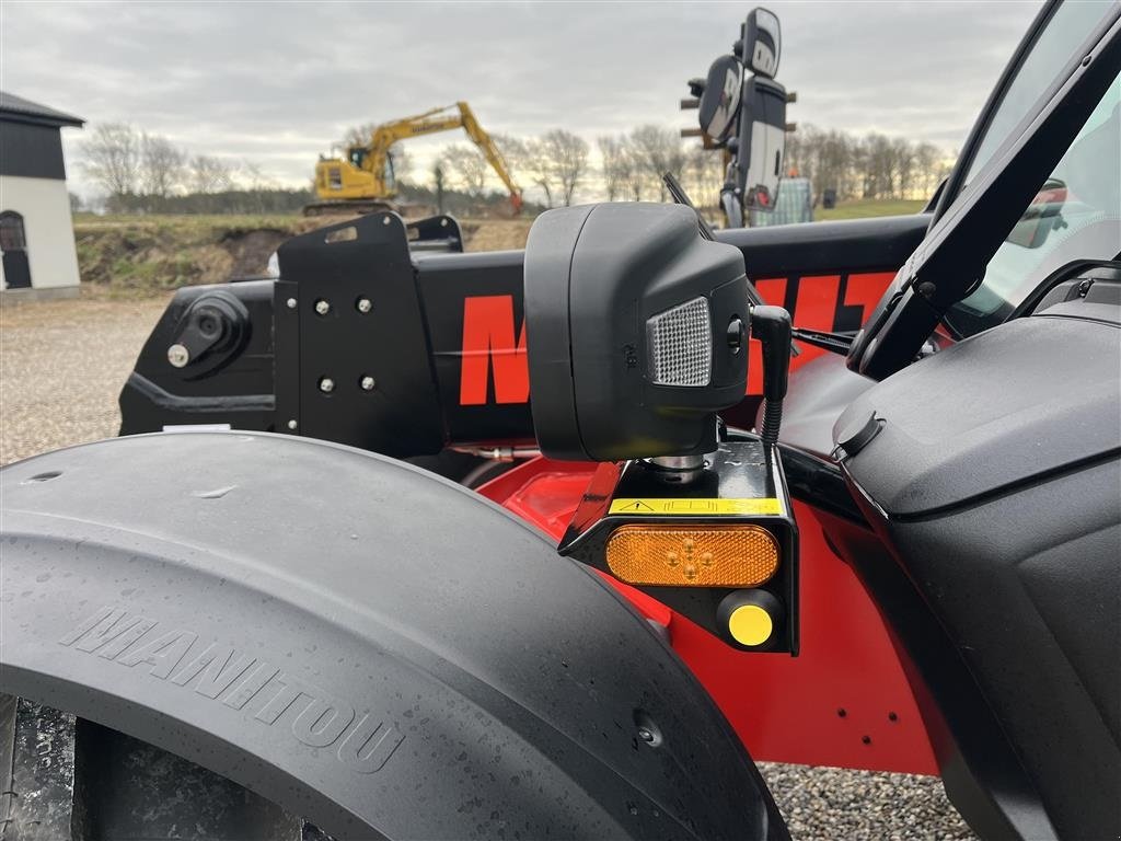 Teleskoplader of the type Manitou MLT 737-130 PS+, Gebrauchtmaschine in Mariager (Picture 11)