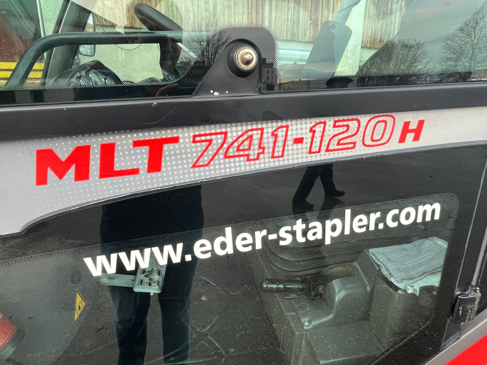 Teleskoplader типа Manitou MLT 741-120, Gebrauchtmaschine в Germering (Фотография 3)