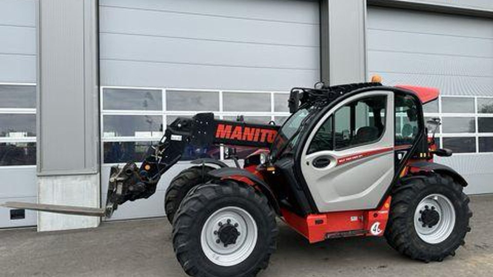 Teleskoplader typu Manitou MLT 741-140V+ 40 km/t Vario+ Incl. kornskovl og gafler., Gebrauchtmaschine v Kolding (Obrázek 2)