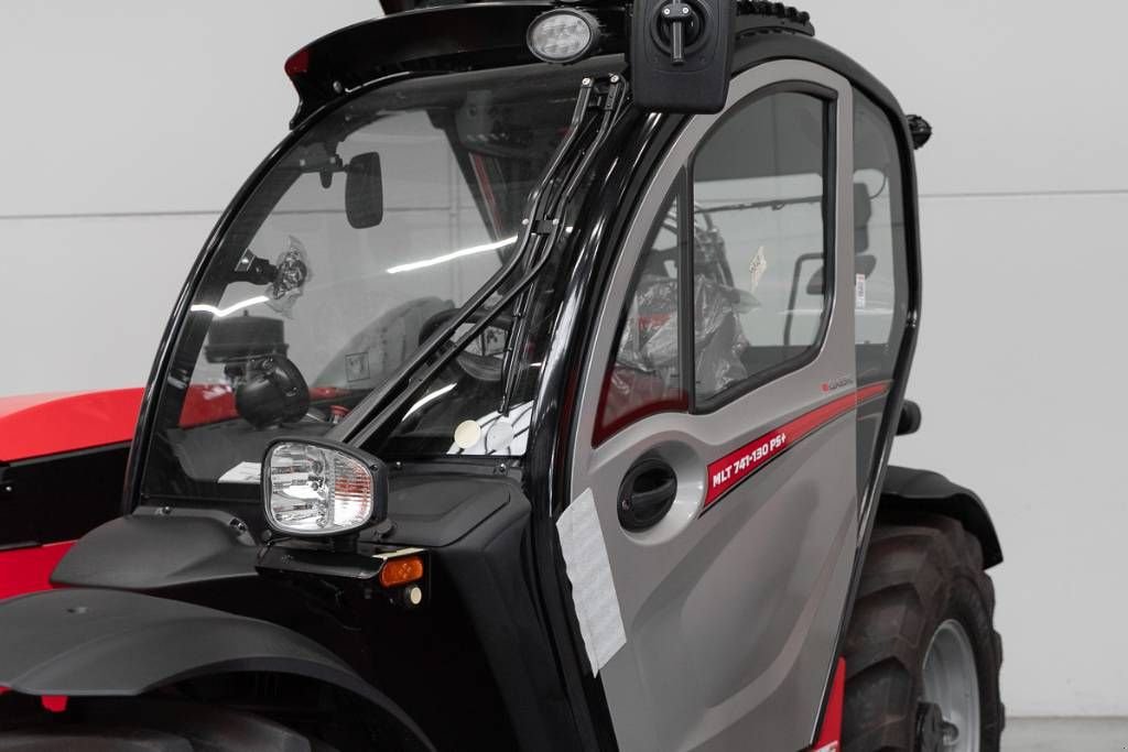 Teleskoplader of the type Manitou MLT 741 PS+, Neumaschine in Moerbeke (Picture 8)