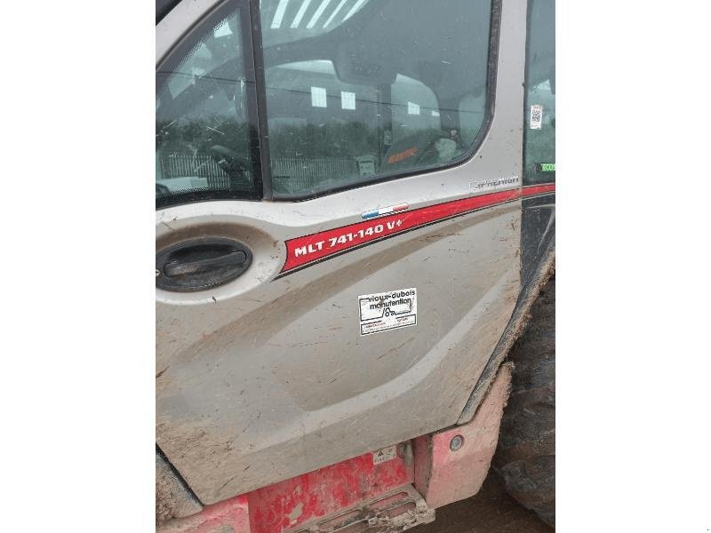 Teleskoplader des Typs Manitou MLT 741, Gebrauchtmaschine in LE PONT CHRETIEN (Bild 5)