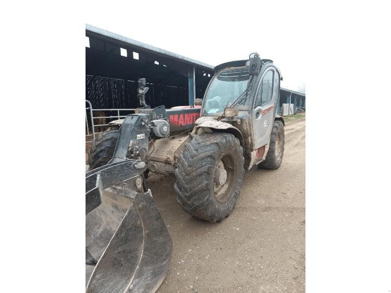 Teleskoplader des Typs Manitou MLT 741, Gebrauchtmaschine in LE PONT CHRETIEN (Bild 1)