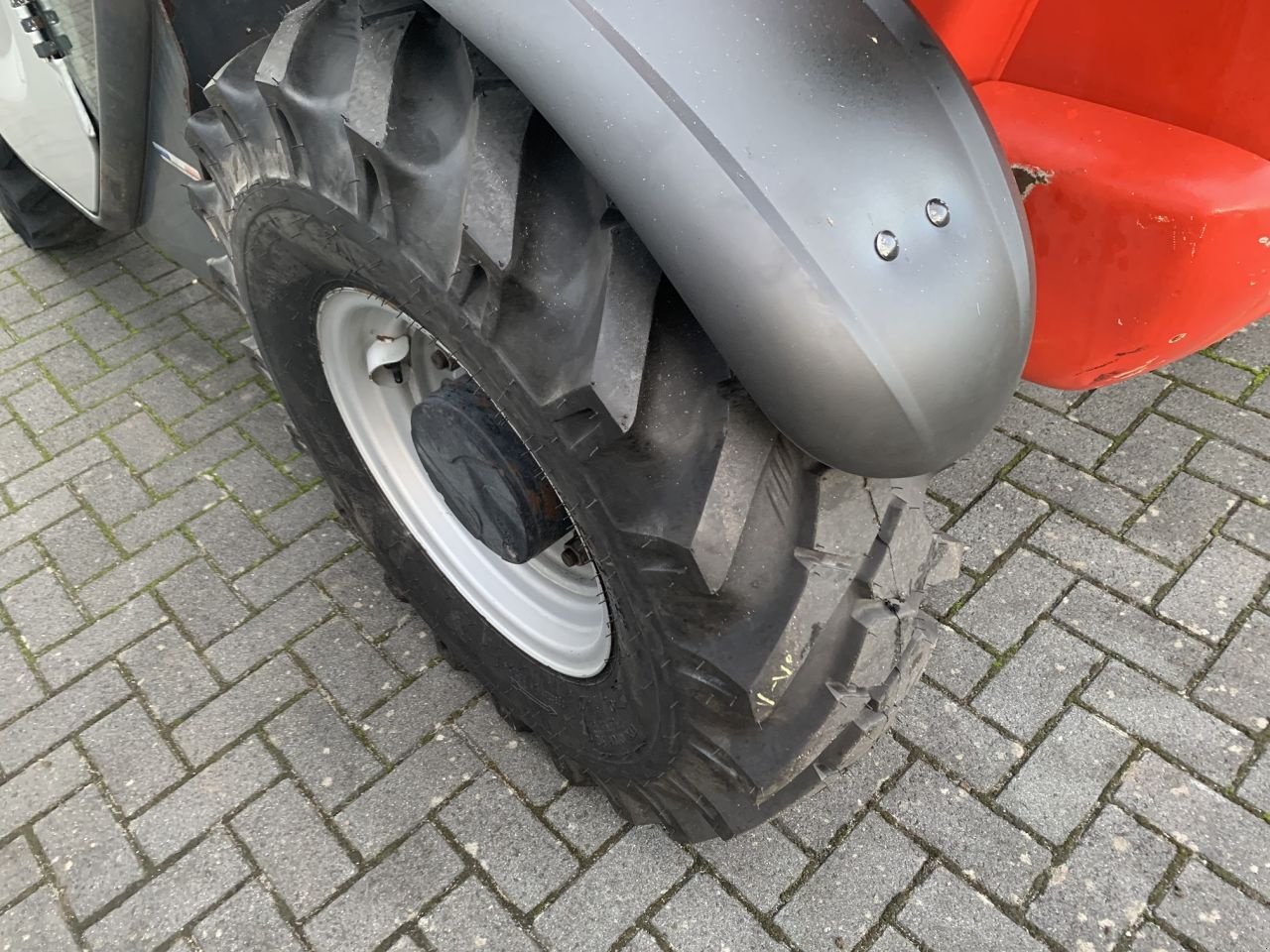 Teleskoplader des Typs Manitou MLT625-75, Gebrauchtmaschine in Vriezenveen (Bild 8)