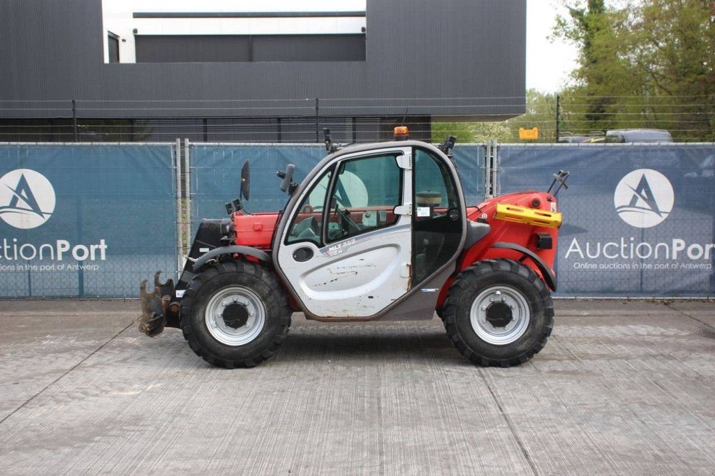 Teleskoplader tip Manitou MLT625-75, Gebrauchtmaschine in Antwerpen (Poză 2)