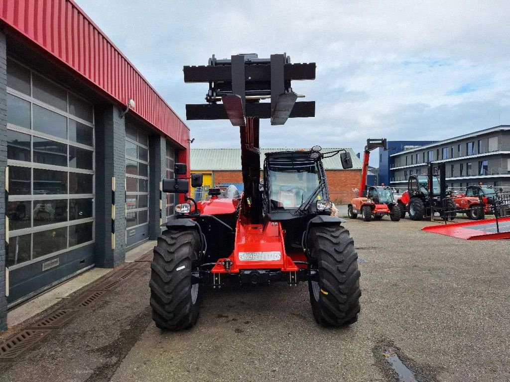 Teleskoplader of the type Manitou MLT741-140V+ Premium, Neumaschine in Terneuzen (Picture 7)