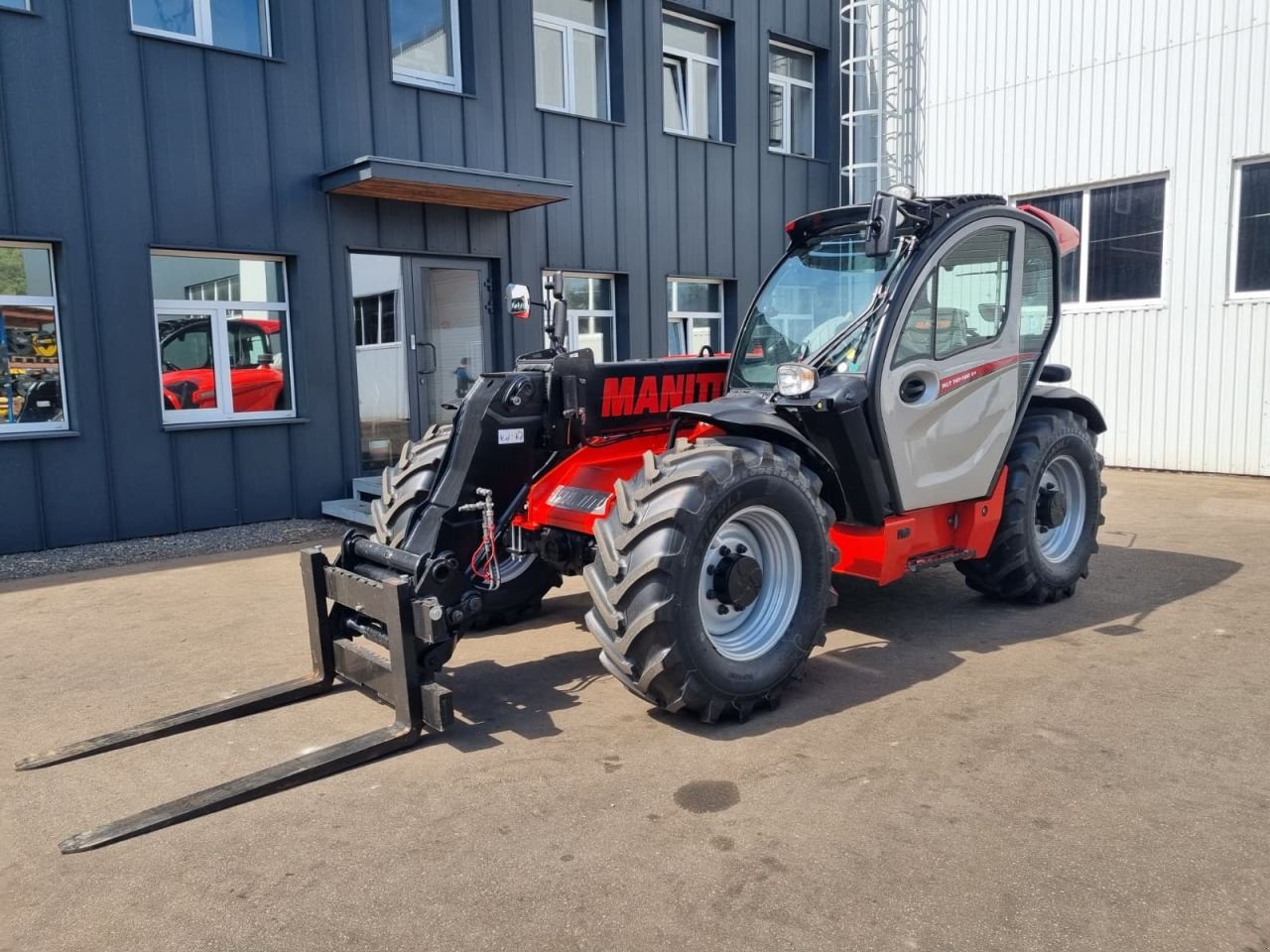 Teleskoplader типа Manitou MLT741, Gebrauchtmaschine в Kazlu Ruda (Фотография 2)
