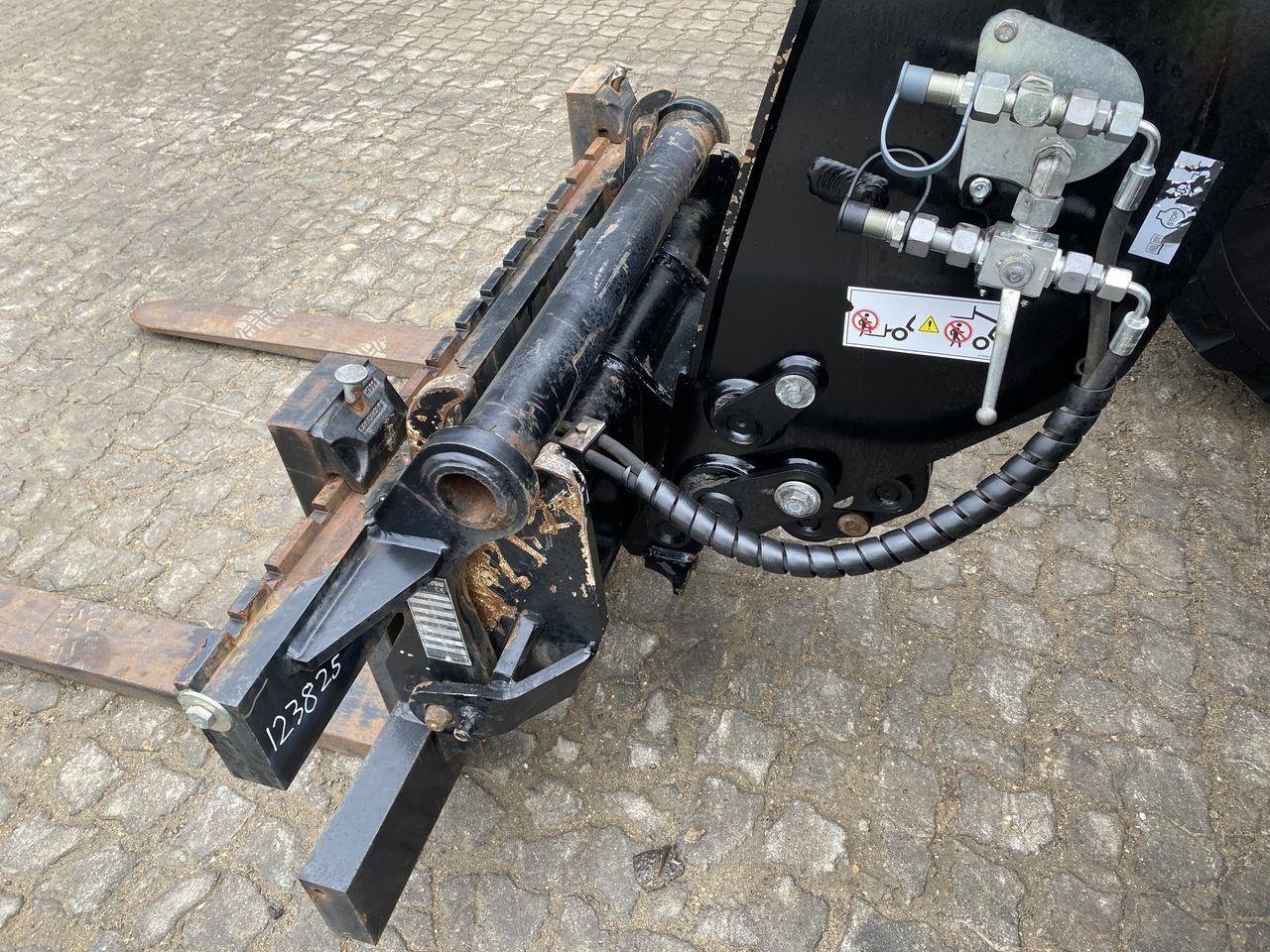 Teleskoplader tipa Manitou MLT841-145PS+ ELITE ST5, Gebrauchtmaschine u Skive (Slika 13)