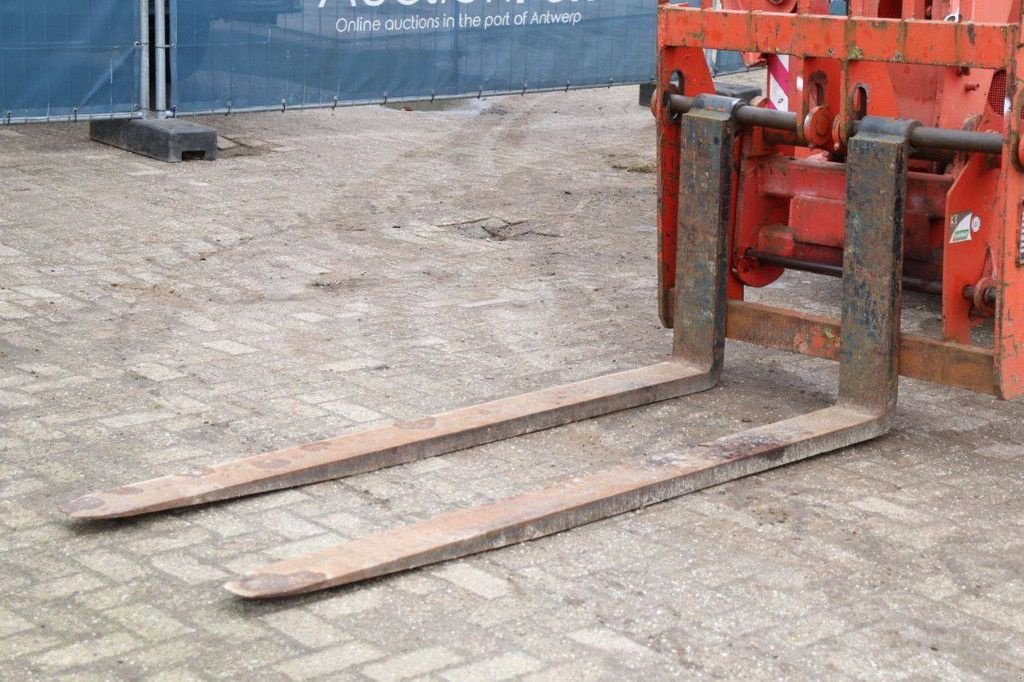 Teleskoplader a típus Manitou MRT 1432, Gebrauchtmaschine ekkor: Antwerpen (Kép 11)