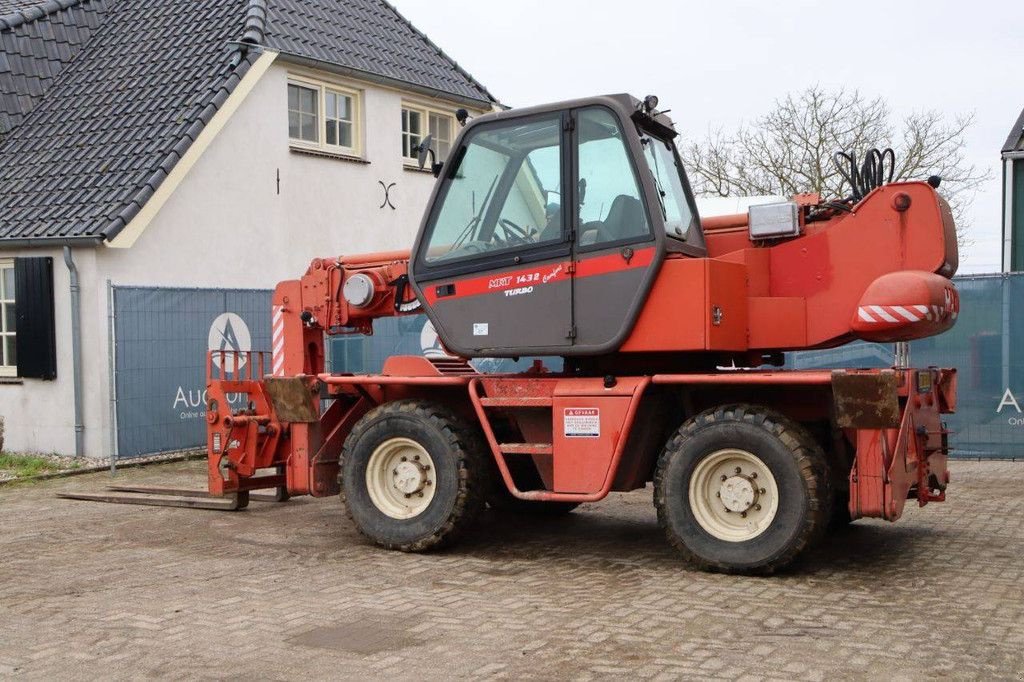 Teleskoplader a típus Manitou MRT 1432, Gebrauchtmaschine ekkor: Antwerpen (Kép 3)