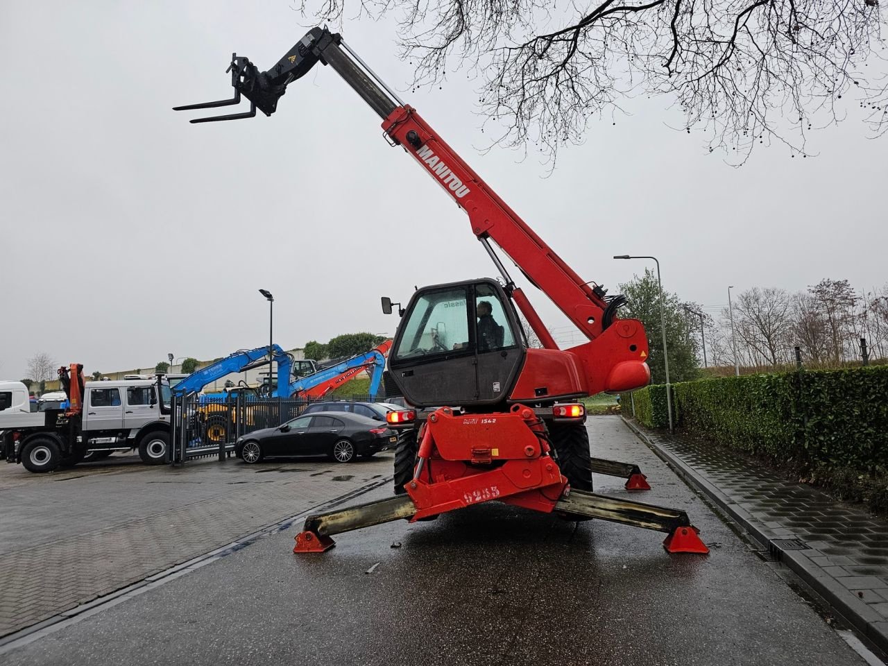 Teleskoplader des Typs Manitou MRT 1542, Gebrauchtmaschine in Geleen (Bild 8)