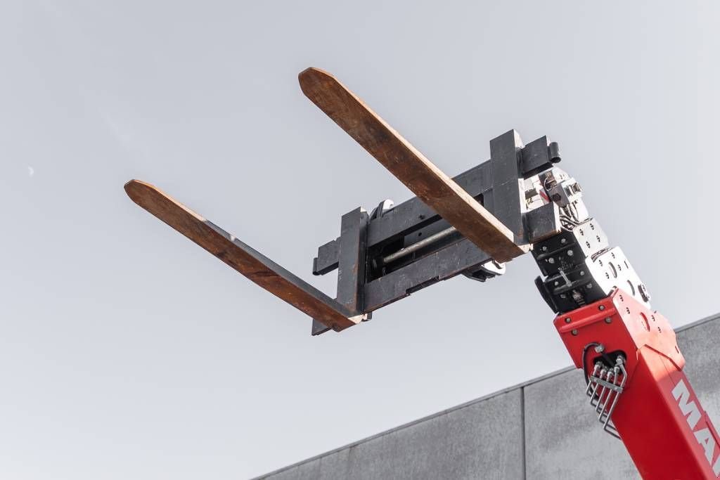 Teleskoplader typu Manitou MRT 1845, Gebrauchtmaschine v Moerbeke (Obrázek 10)