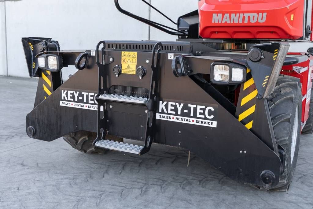 Teleskoplader типа Manitou MRT 1845, Gebrauchtmaschine в Moerbeke (Фотография 9)