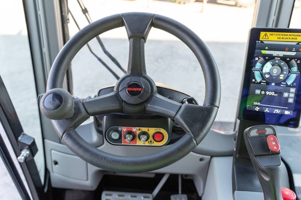 Teleskoplader типа Manitou MRT 1845, Gebrauchtmaschine в Moerbeke (Фотография 8)