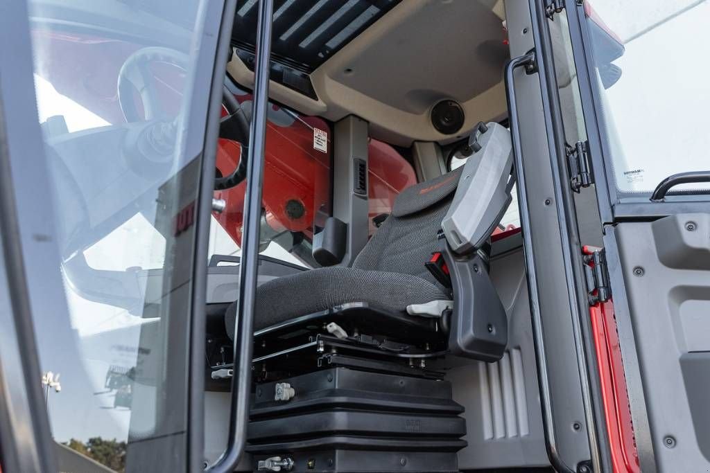 Teleskoplader типа Manitou MRT 1845, Gebrauchtmaschine в Moerbeke (Фотография 7)